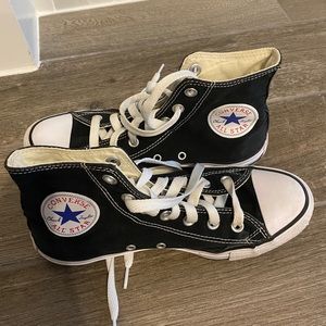 Black Converse Women’s Size 8